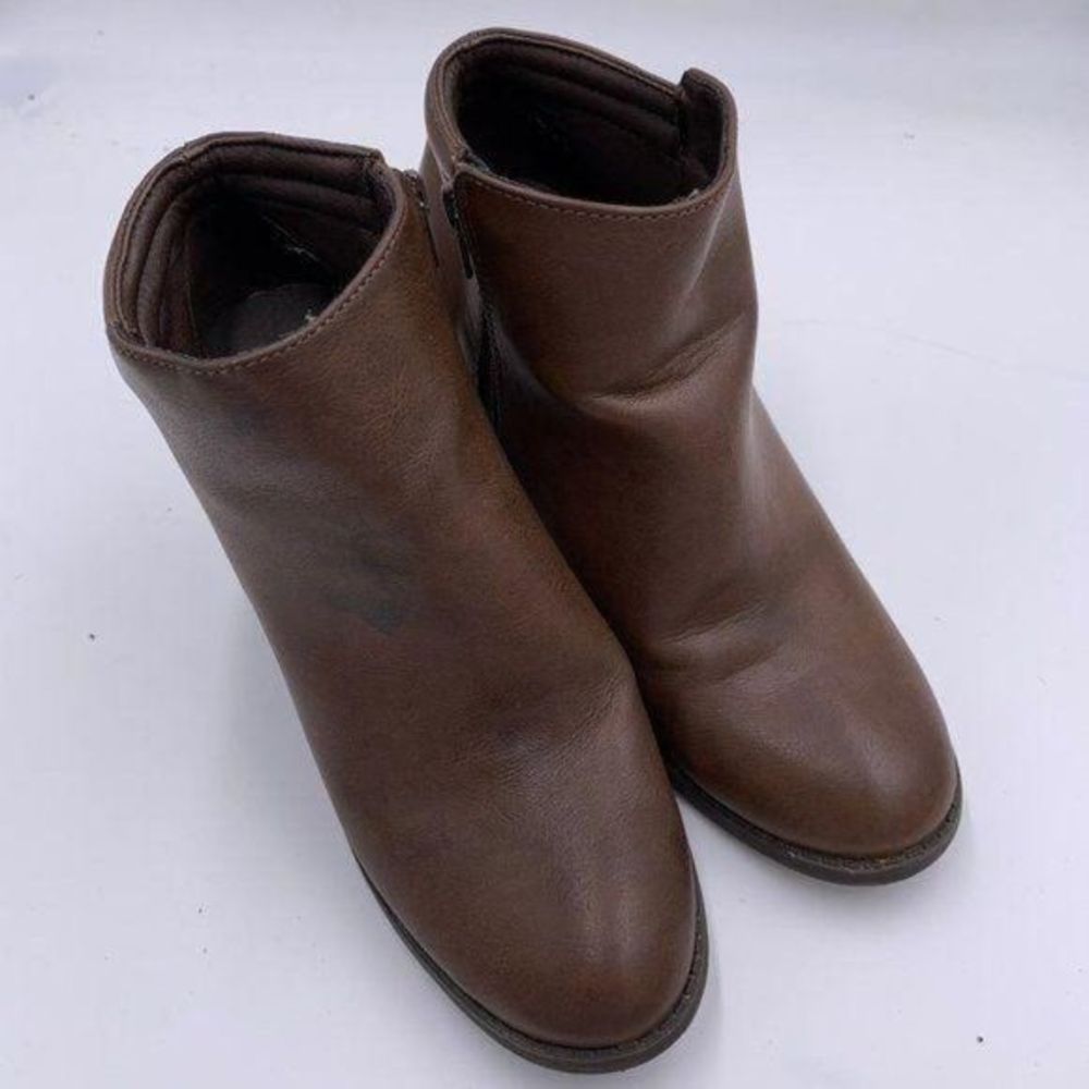 Mia Faux Leather Booties‎
